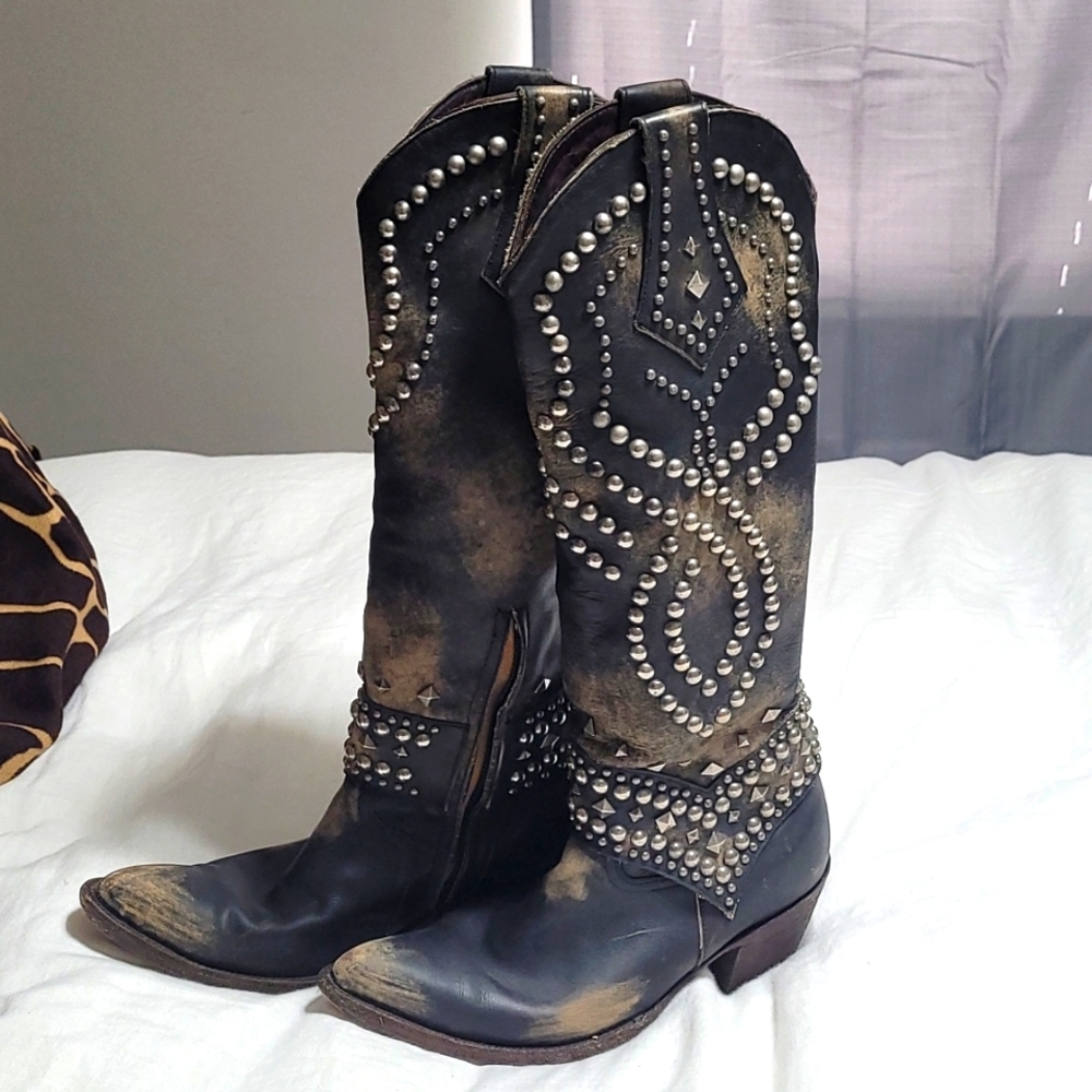 Women's Size 10 Old Gringo knee high studded black boots